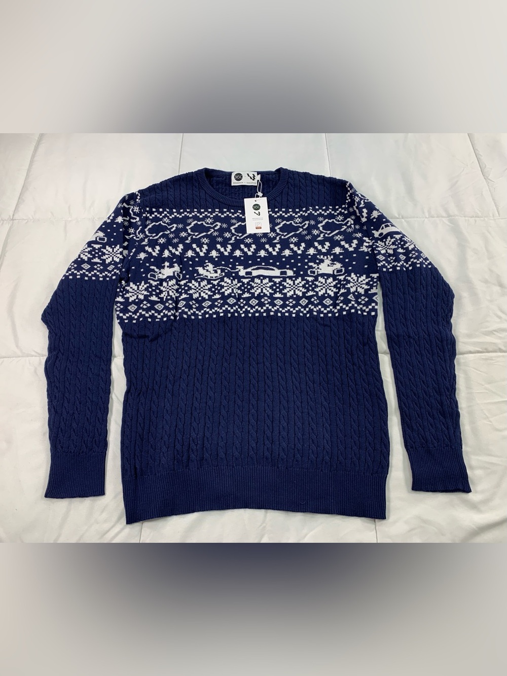 New 360 Road Books sweater size L